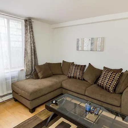 Spacious 2 Bedroom Apartment! Nyc Apartment *