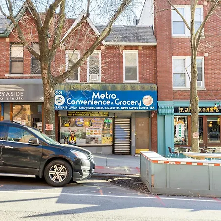 Private - 23 Minutes To Times Square Homestay New York
