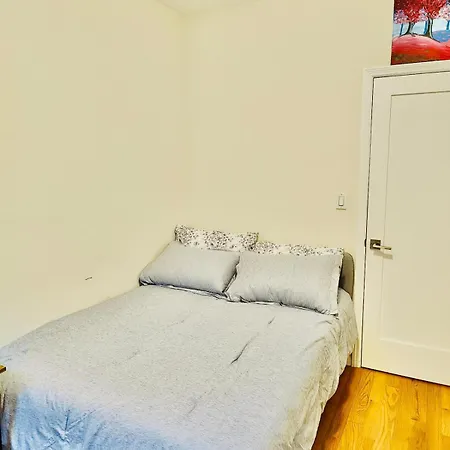 Private - 23 Minutes To Times Square Homestay