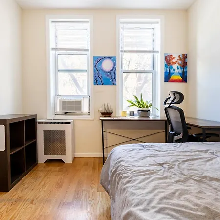 Private - 23 Minutes To Times Square Homestay