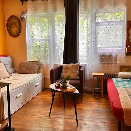Perfect Private In Townhouse, 15 Minutes To Manhattan *