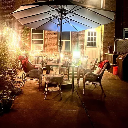 Perfect Private In Townhouse, 15 Minutes To Manhattan