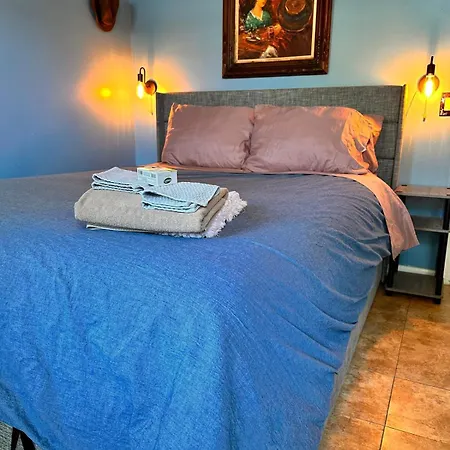Perfect Private In Townhouse, 15 Minutes To Manhattan