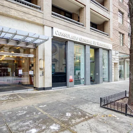 Chelsea 2br W Balcony Elevator Nr Train Nyc-693 Apartment New York