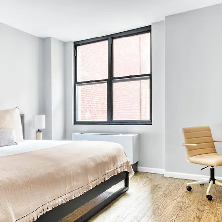 Apartment Chelsea 2br W Balcony Elevator Nr Train Nyc-693 *