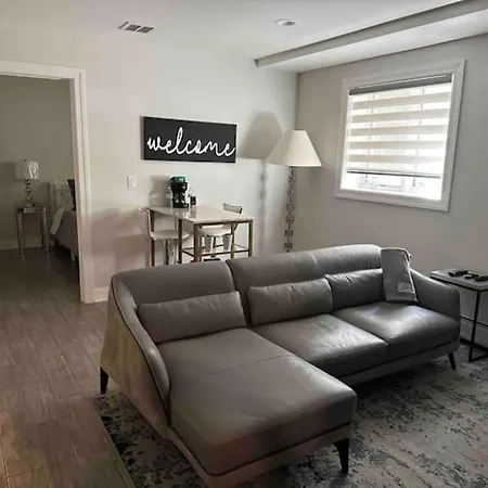 Cozy Alvana 1 Bed