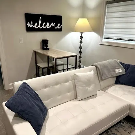 Cozy Alvana 1 Bed