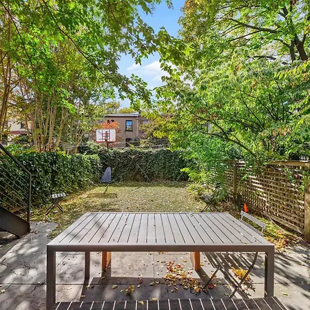 Bergen Place By Rove Triplex With Deck & Garden New York