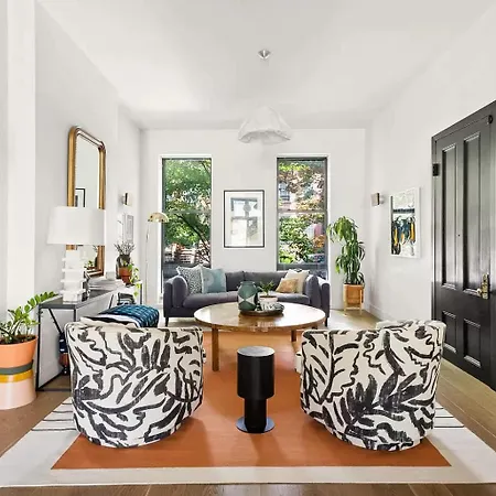 Apartment Bergen Place By Rove Triplex With Deck & Garden