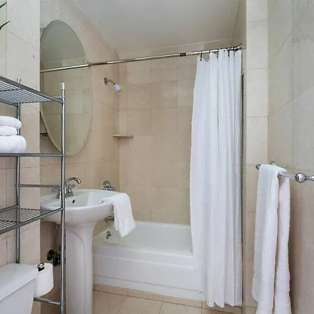 73-705n Luxury Elv Bldg 24h Dm Gym Apartment New York