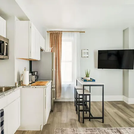 73-308 New 1br 1bth Uws Doorman Gym