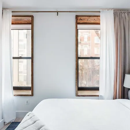 48-3fe 2br Prime Midtown West New York
