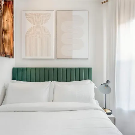 Apartment 48-3fe 2br Prime Midtown West New York