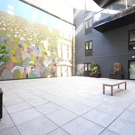 Williamburg Beautiful Ground Floor Apartment New York