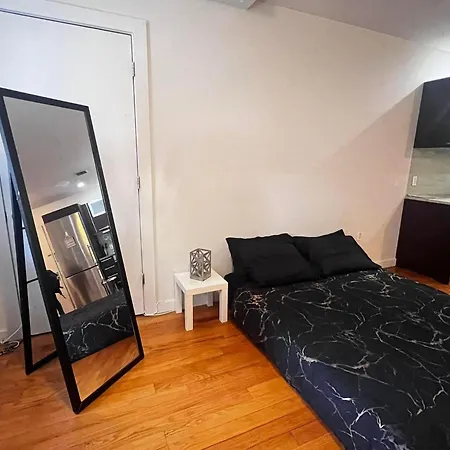 Williamburg Beautiful Ground Floor Apartment New York