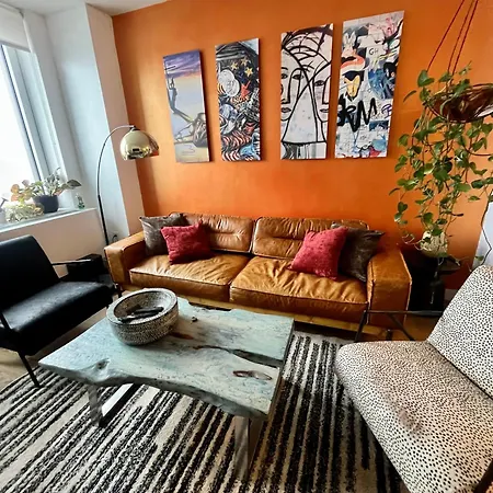 Les Is Stunning Views Apartment *