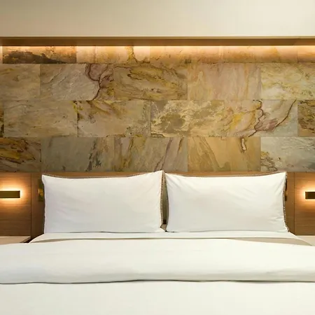 The Westin Flushing Laguardia Airport Hotel