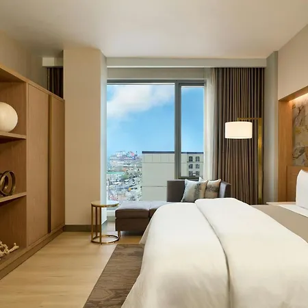 The Westin Flushing Laguardia Airport