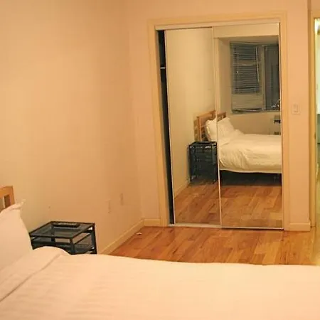 Anyi Guesthouse In Flushing Apartment