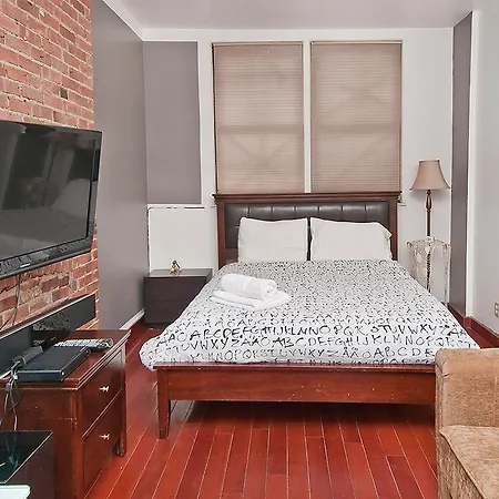 Hip & Trendy Near Times Square - Nyc Apartment *