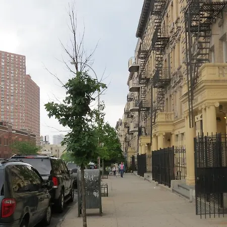 Nyc Deluxe A *