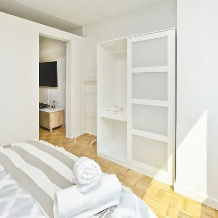 Places4stay River Side Comfort New York