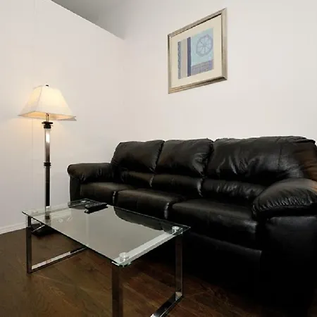 Two Bedroom In Upper West Side Apartment *