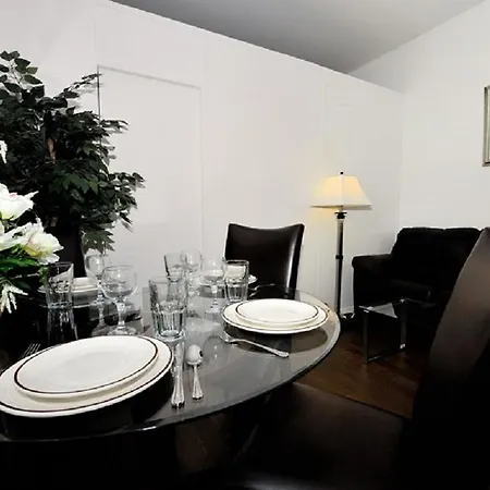 Apartment Two Bedroom In Upper West Side New York