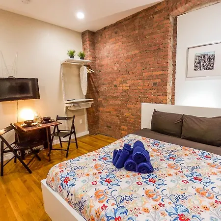 New York Apartments Apartment