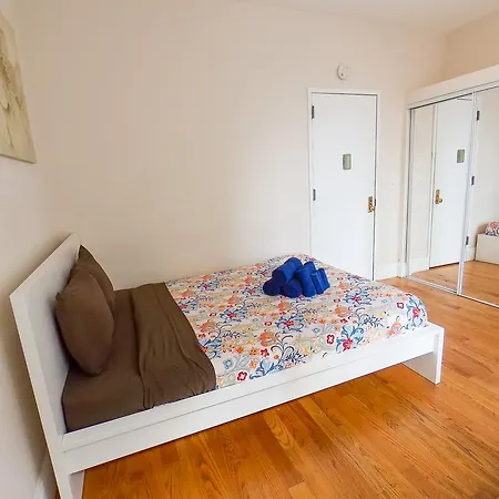 New York Apartments Apartment