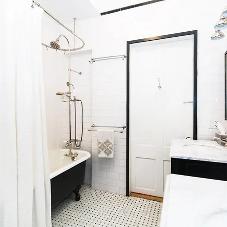 151 Willoughby *
