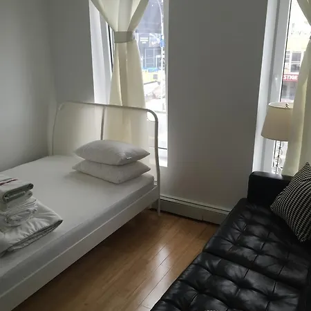 S Bnbdaily Apartment *