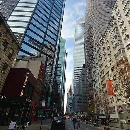 Midtown East Spacious Apartment New York