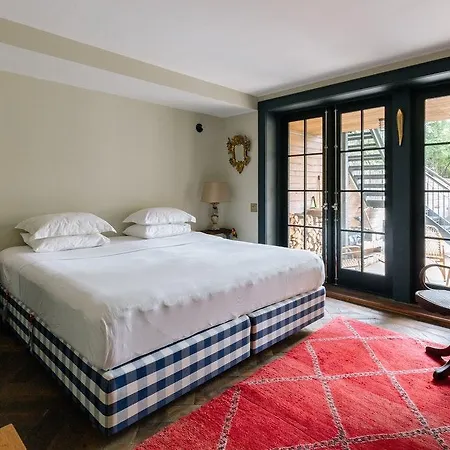 Coffey Street Townhouse New York