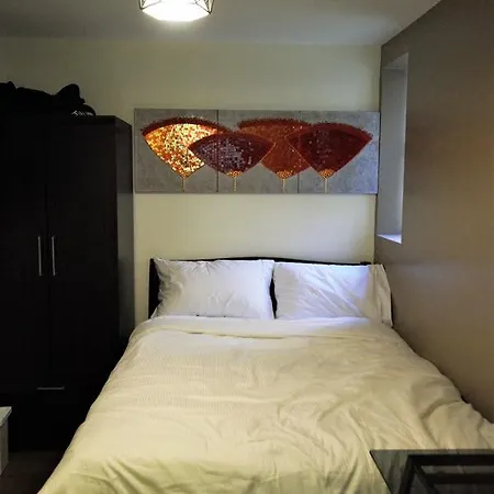 East 7th Street Apt 1c