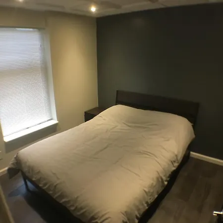 Great Renovated Best Location Manhattan Apartment *