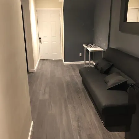 Great Renovated Best Location Manhattan *