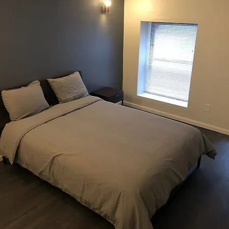 Apartment Great Renovated Best Location Manhattan *