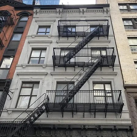 Great Renovated Best Location Manhattan *
