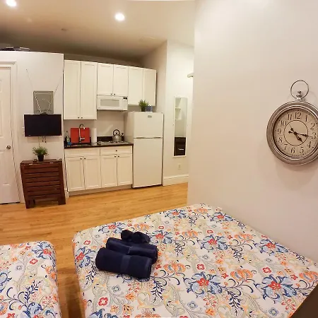 New York Apartments Apartment