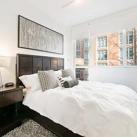 Global Luxury Suites At Renwick New York