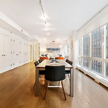 Global Luxury Suites At Renwick New York