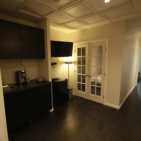 Great Renovated Best Location Manhattan Apartment New York