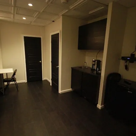 Great Renovated Best Location Manhattan *