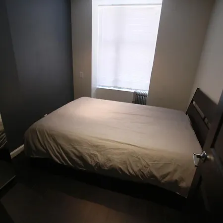 Great Renovated Best Location Manhattan