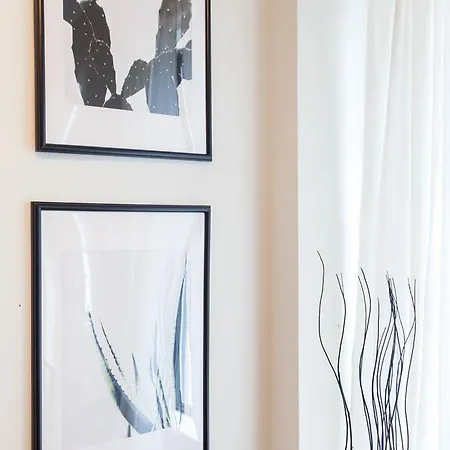 Upper East Studio Apartment
