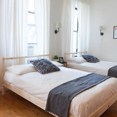Upper East Studio Apartment New York