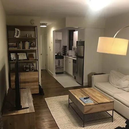 Beautiful Studio Hells Kitchen Times Square Apartment *
