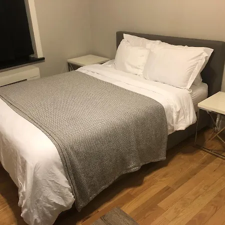 Beautiful Studio Hells Kitchen Times Square * New York