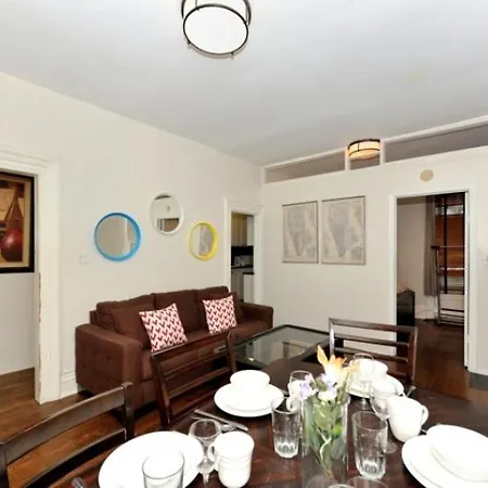 Places4stay Midtown East Comfort Apartment